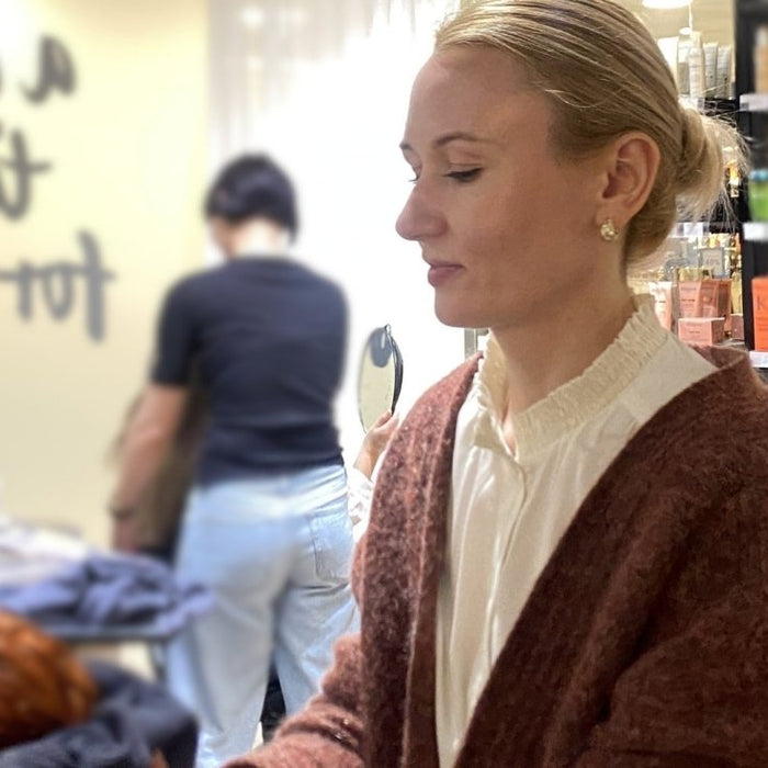 Frisørens rutine for sunn hodebunn - Cancam