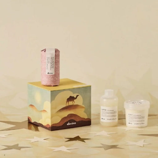 Davines Essential Love Curl Holiday Gift Box 2025 - Cancam